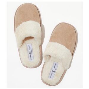 Chinese Laundry tan and ivory slippers size M/L